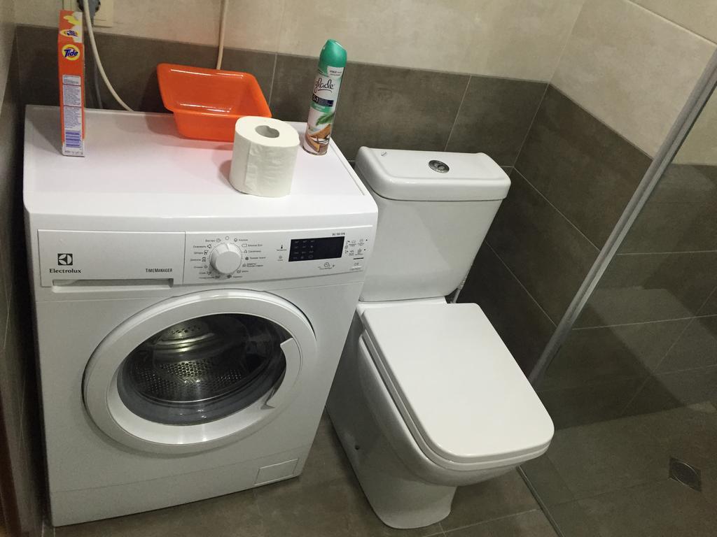 Sea Towers 2 Room Apartment 巴统 外观 照片