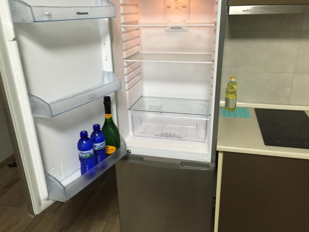Sea Towers 2 Room Apartment 巴统 外观 照片