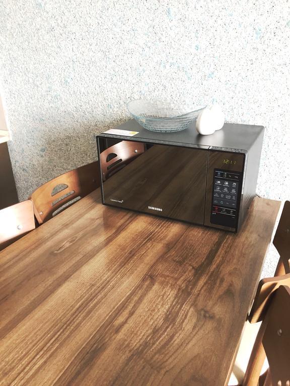 Sea Towers 2 Room Apartment 巴统 外观 照片